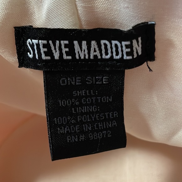 Steve Madden Cotton Canvas Hat - Picture 3 of 4